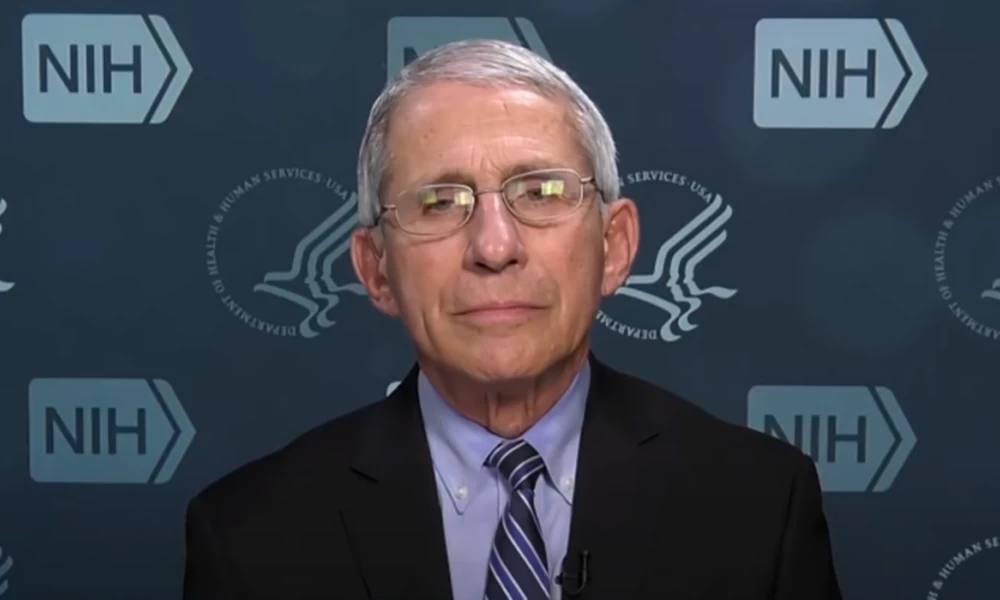 Φάουτσι: Βιάστηκαν οι Βρετανοί με το εμβόλιο της Pfizer